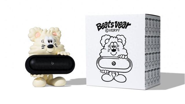 熊公仔收藏品 能夹住Beats Pill作为支架使用z6尊龙网站登录入口Beat